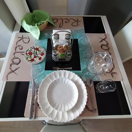 Mia'S Sea View Apartment Голем Экстерьер фото