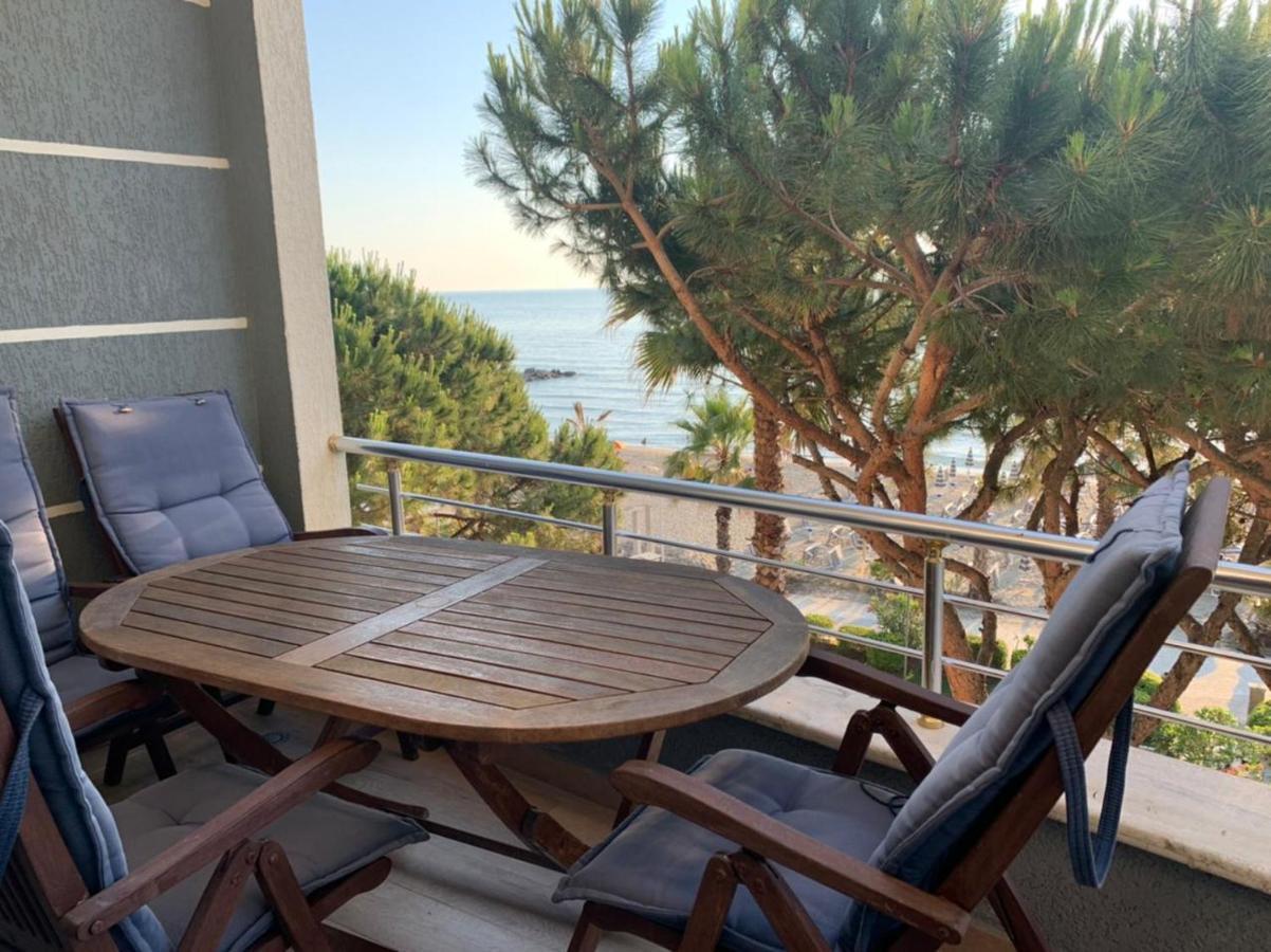 Mia'S Sea View Apartment Голем Экстерьер фото