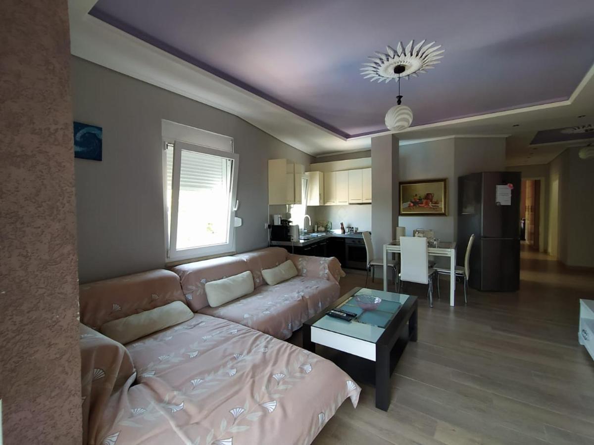 Mia'S Sea View Apartment Голем Экстерьер фото